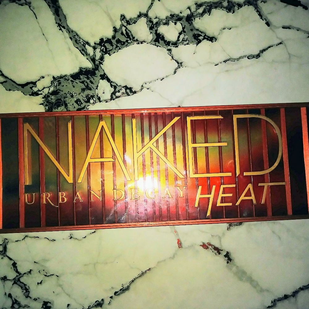 Naked Heat palette